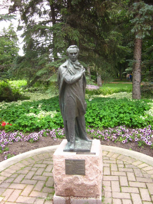 "Taras Shevchenko" sculpture in Leo Mol Sculpture Garden Leo Mol "Taras Shevchenko" sculpture
